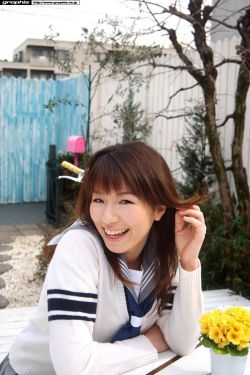 他们朝气蓬勃好学上进视野宽广